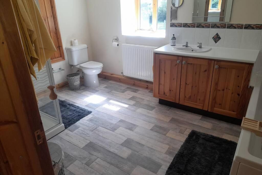 Rowan Cottages With Panoramic Views Of The Stiperstones And Walks On The Doorstep Shrewsbury Eksteriør bilde