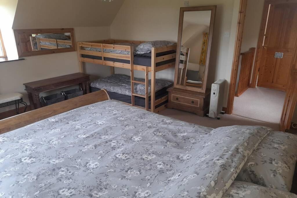 Rowan Cottages With Panoramic Views Of The Stiperstones And Walks On The Doorstep Shrewsbury Eksteriør bilde