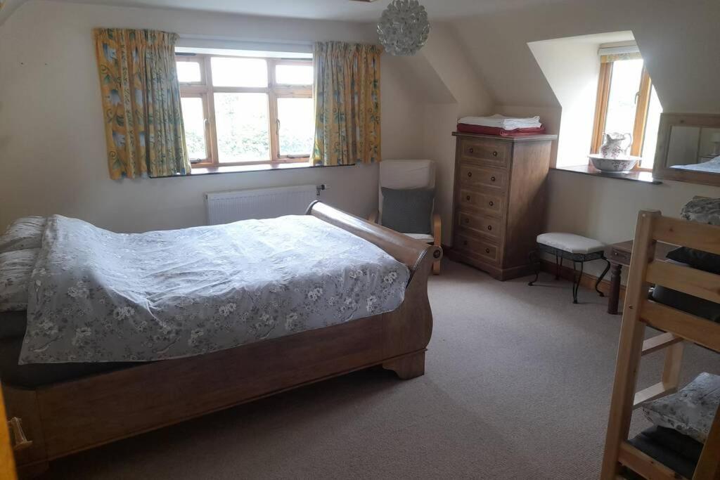 Rowan Cottages With Panoramic Views Of The Stiperstones And Walks On The Doorstep Shrewsbury Eksteriør bilde