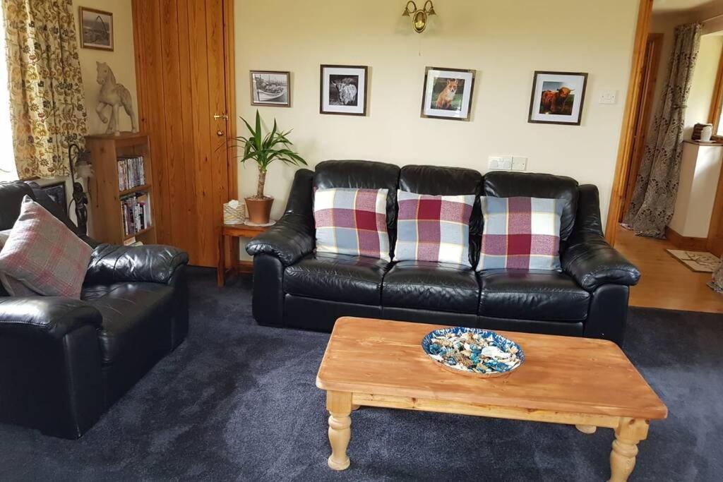 Rowan Cottages With Panoramic Views Of The Stiperstones And Walks On The Doorstep Shrewsbury Eksteriør bilde